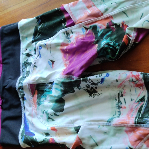 Lululemon leggings - Picture 8 of 12